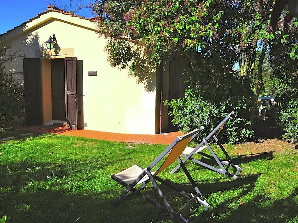 Farmhouse With Spacious Garden And Pool 0*, Asciano