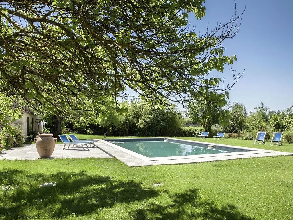Holiday home Farmhouse With Spacious Garden And Pool Italy